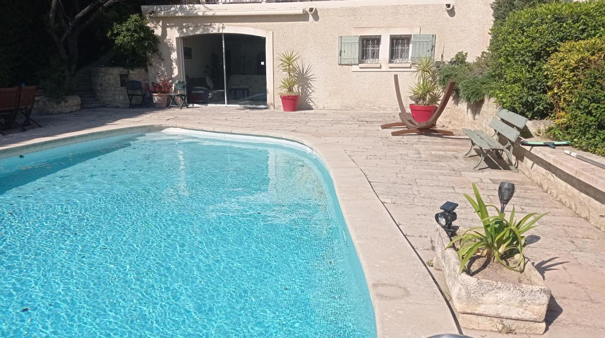 Location Gite En Provence Бокер Екстер'єр фото